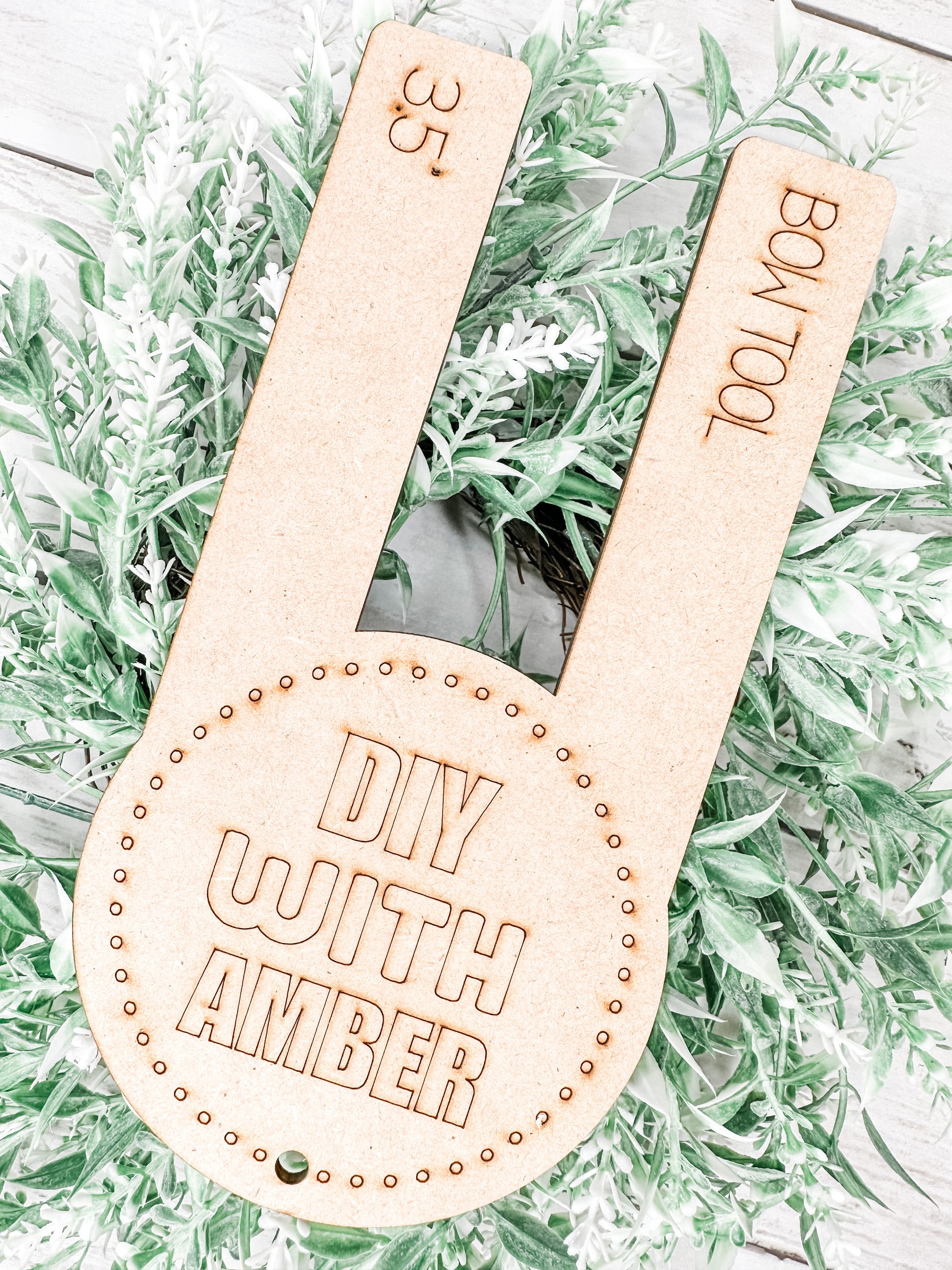 DIY with Amber Bundle 2 Bow Maker Tools