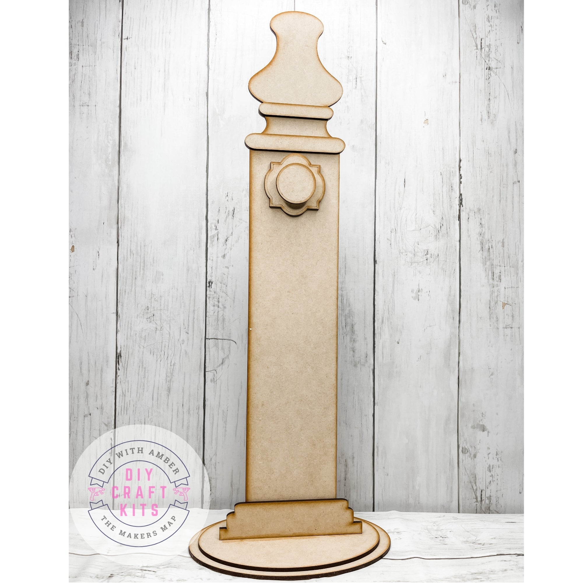 作家さんの、手作りスタンド DIY Sign Stands and Displays – The Makers Map - DIY with Amber