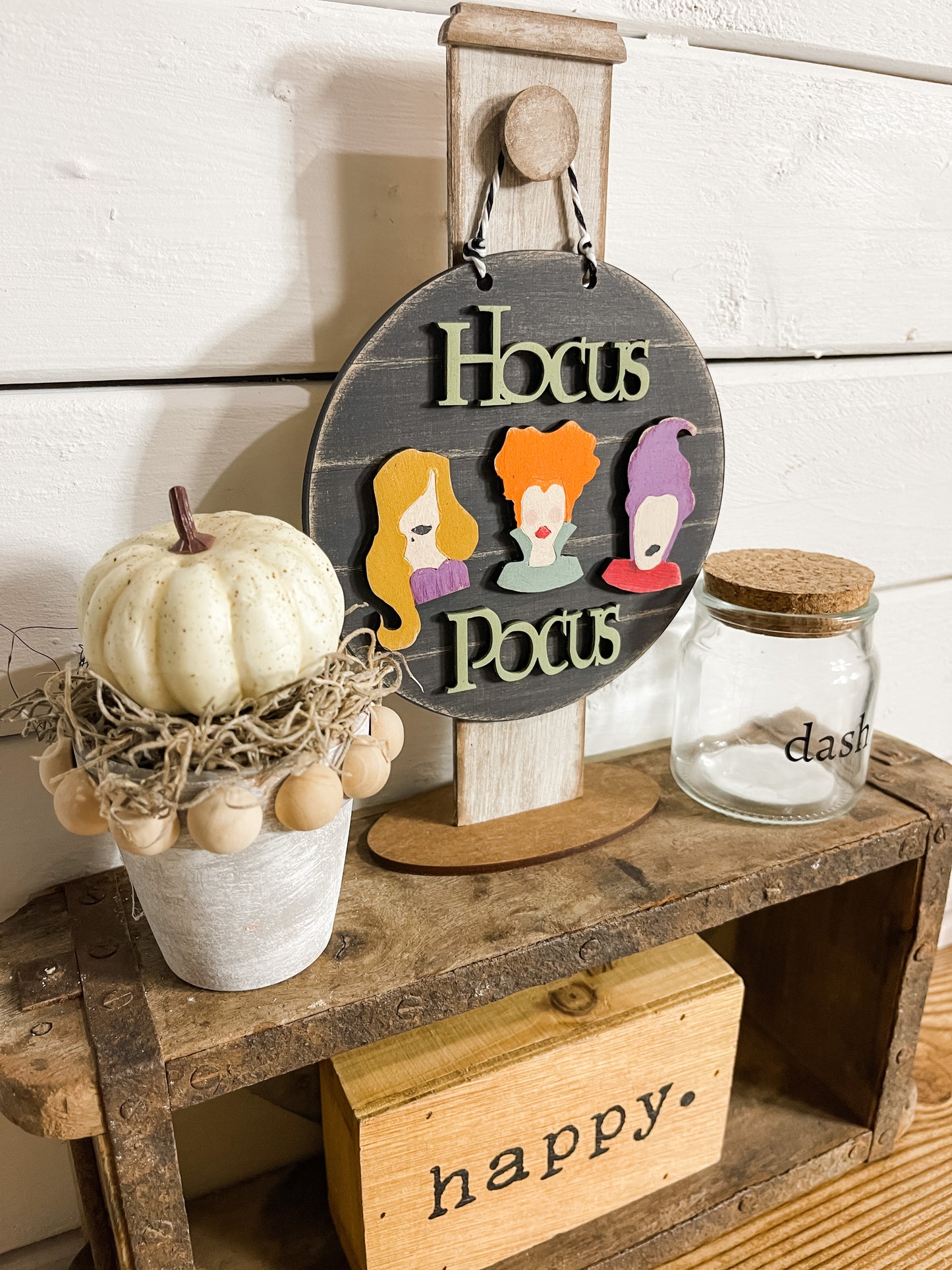 Hocus Pocus 5 in round Sign with Stand DIY Kit